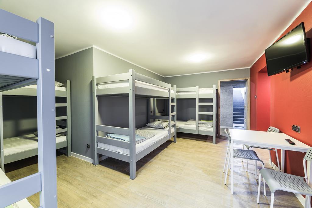 Hostel Filip 2 Гданьск Экстерьер фото